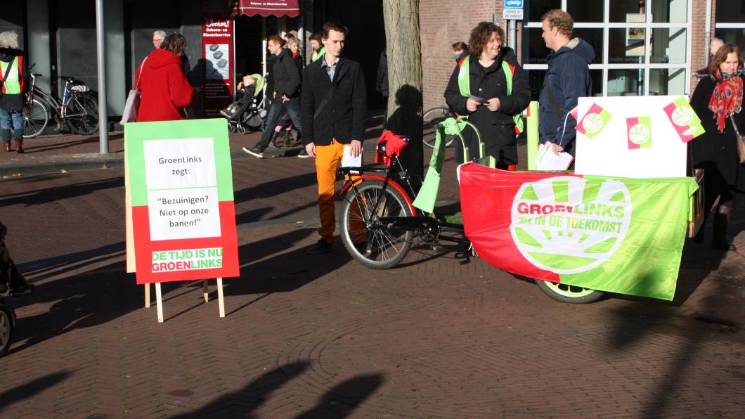 Campagneteam van GroenLinks Gouda bij de Agnietenkapel